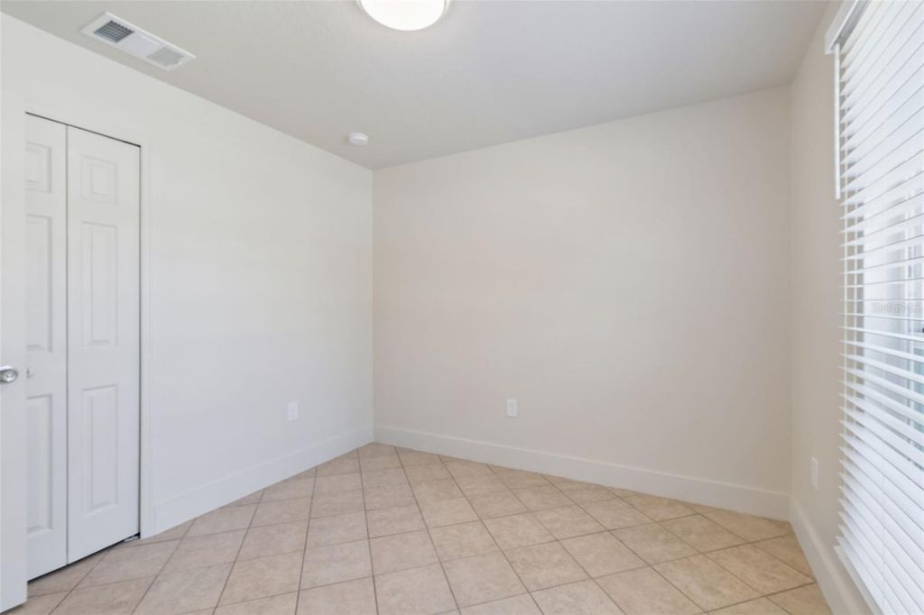 Image 39 of property listing at 712 15TH AVENUE S, St Petersburg, FL 33701