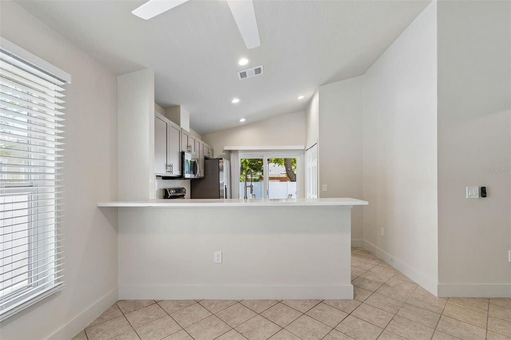 Image 51 of property listing at 712 15TH AVENUE S, St Petersburg, FL 33701