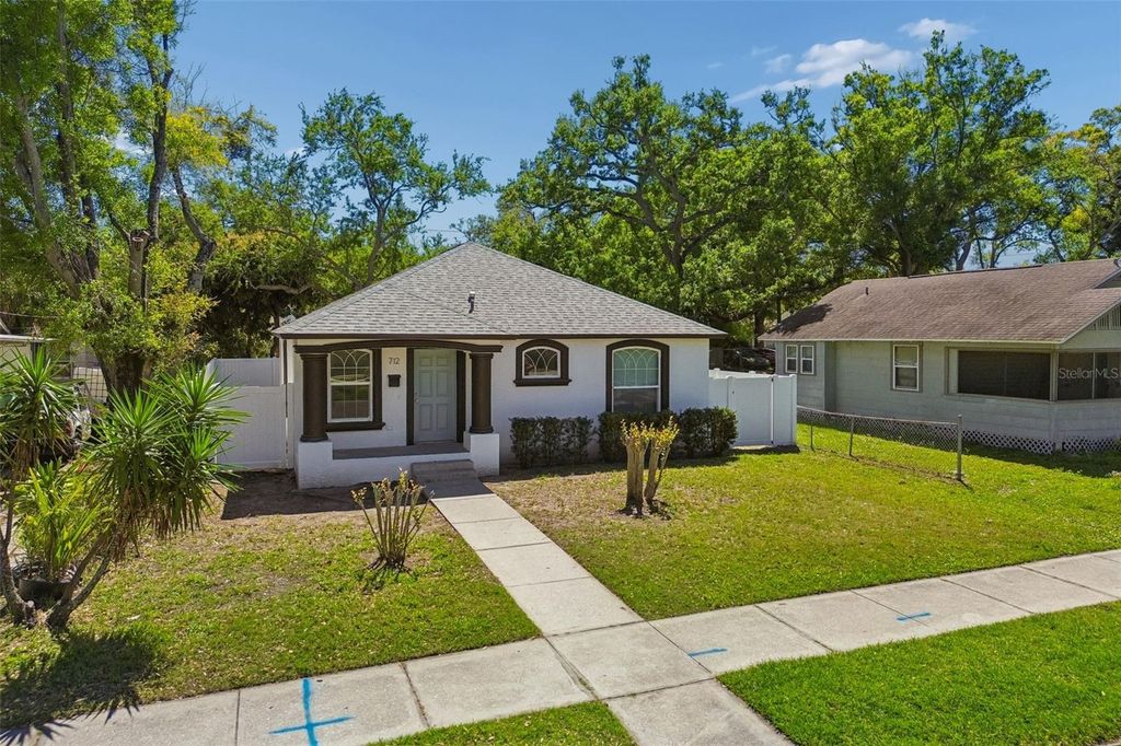 Image 73 of property listing at 712 15TH AVENUE S, St Petersburg, FL 33701