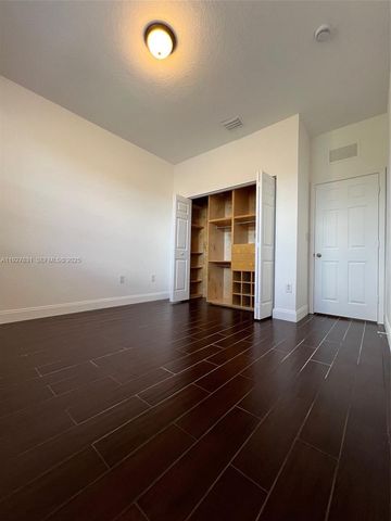 12724 SW 133rd St, Miami, FL 33186