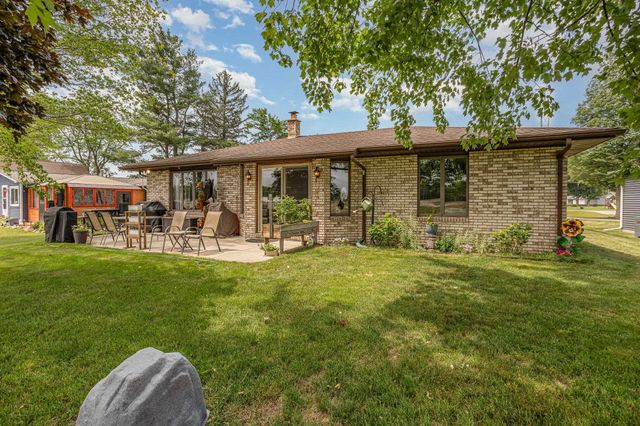 331 Island Drive, Beaverton, MI 48612