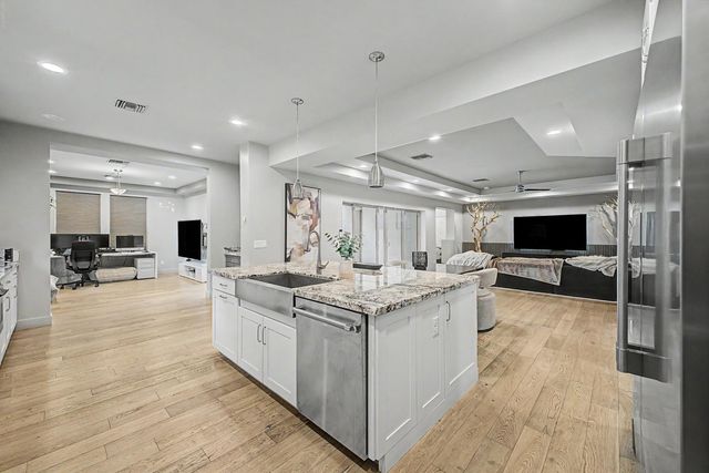 3414 N 44th Place, Phoenix, AZ 85018