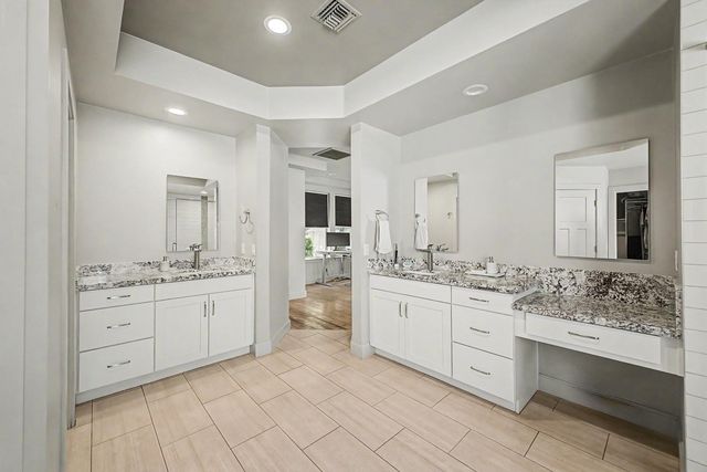 3414 N 44th Place, Phoenix, AZ 85018