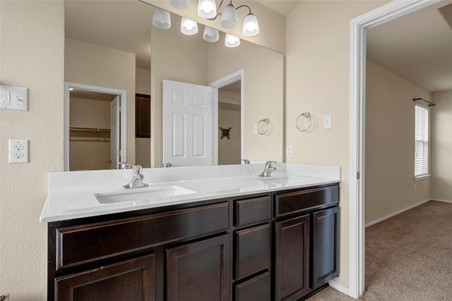 1214 Iron Glen Drive, Temple, TX 76502