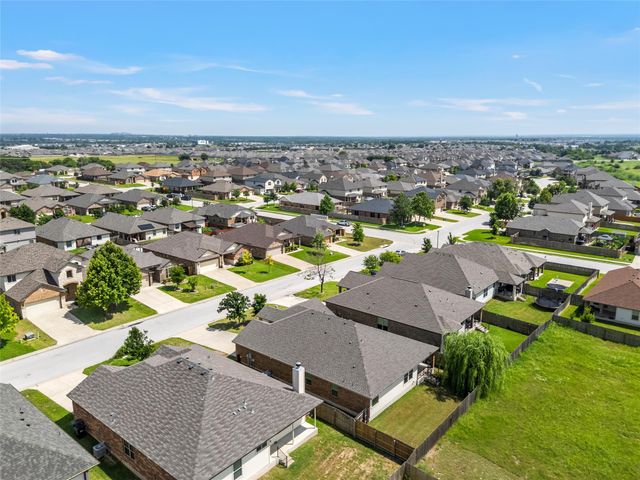 1214 Iron Glen Drive, Temple, TX 76502