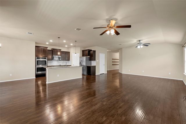 1214 Iron Glen Drive, Temple, TX 76502