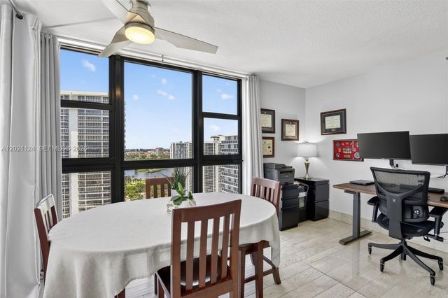 20515 E Country Club Drive 2248, Aventura, FL 33180