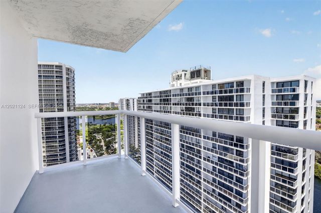 20515 E Country Club Drive 2248, Aventura, FL 33180