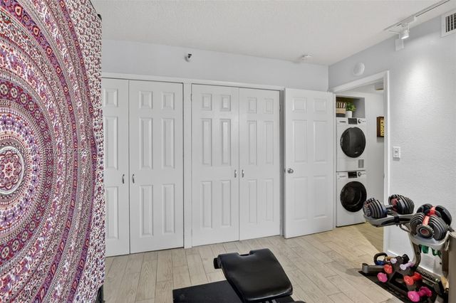 20515 E Country Club Drive 2248, Aventura, FL 33180