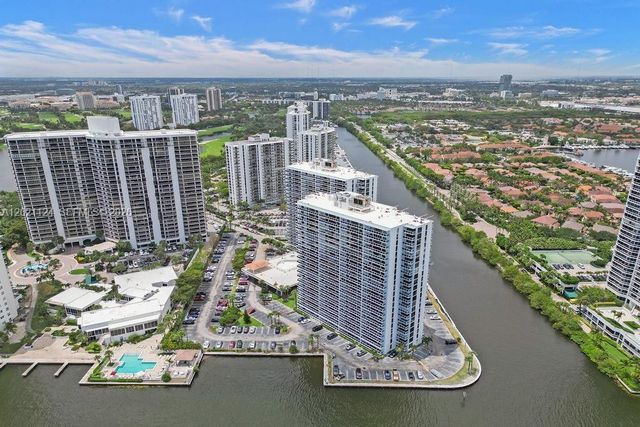 20515 E Country Club Drive 2248, Aventura, FL 33180
