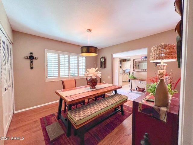 403 LEISURE WORLD --, Mesa, AZ 85206
