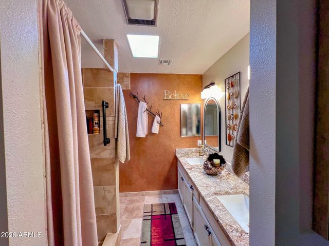 403 LEISURE WORLD --, Mesa, AZ 85206
