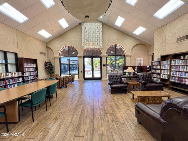 403 LEISURE WORLD --, Mesa, AZ 85206