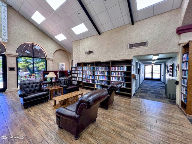 403 LEISURE WORLD --, Mesa, AZ 85206