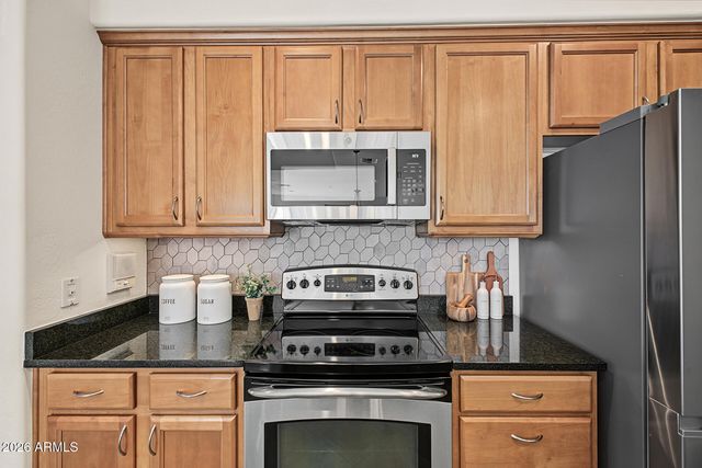 3935 E ROUGH RIDER Road 1186, Phoenix, AZ 85050