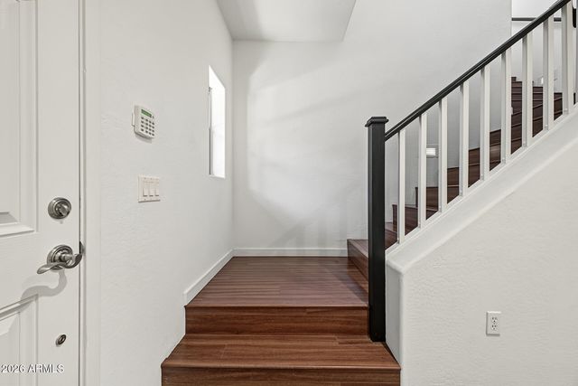 3935 E ROUGH RIDER Road 1186, Phoenix, AZ 85050