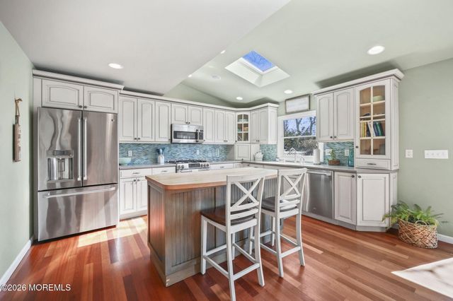 905 Woodcrest Drive, Spring Lake Heights, NJ 07762