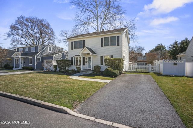 905 Woodcrest Drive, Spring Lake Heights, NJ 07762