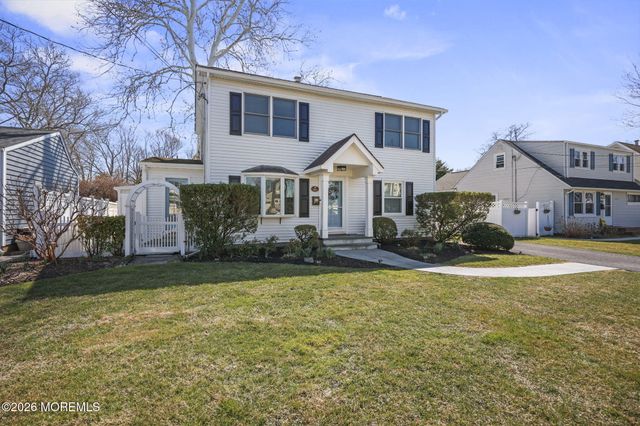 905 Woodcrest Drive, Spring Lake Heights, NJ 07762