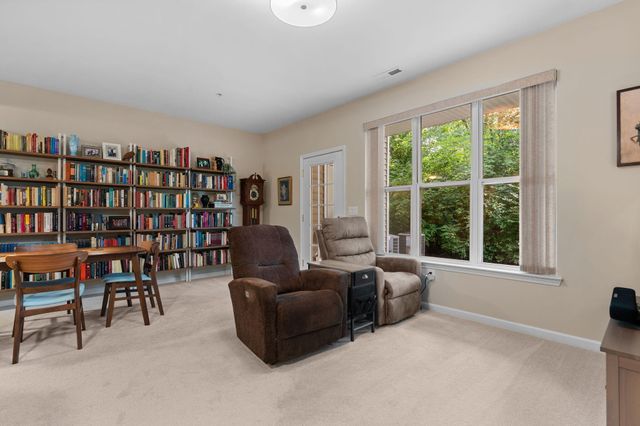 8159 Autumn Woods Trail, Ypsilanti, MI 48198