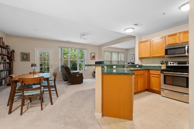 8159 Autumn Woods Trail, Ypsilanti, MI 48198