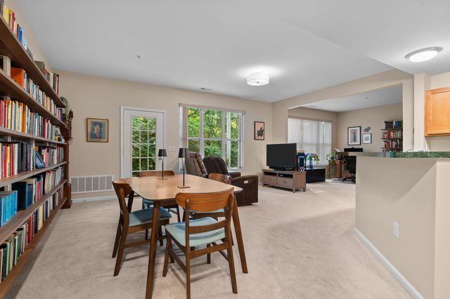 8159 Autumn Woods Trail, Ypsilanti, MI 48198