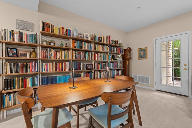 8159 Autumn Woods Trail, Ypsilanti, MI 48198