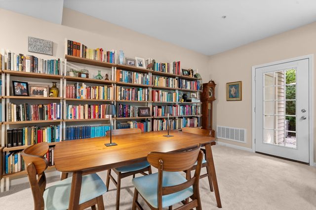 8159 Autumn Woods Trail, Ypsilanti, MI 48198