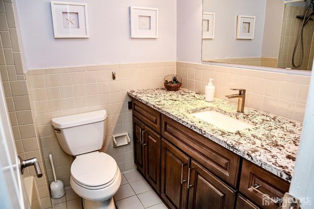 5805 Hana Road, Edison, NJ 08817