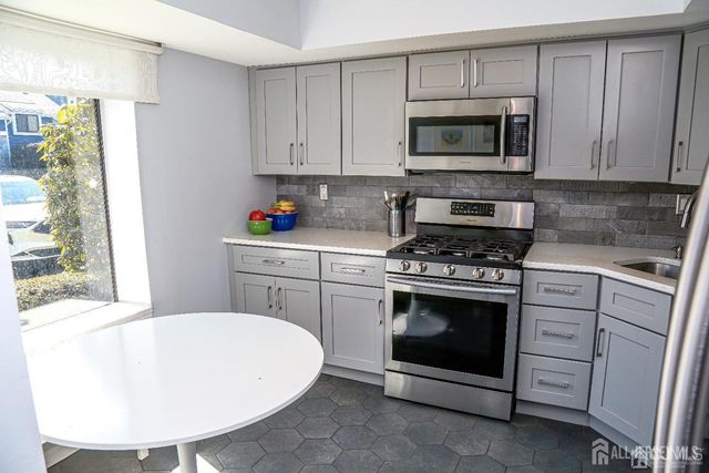 5805 Hana Road, Edison, NJ 08817