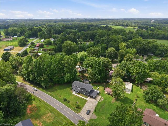 1224 Mizpah Church Road, Reidsville, NC 27320