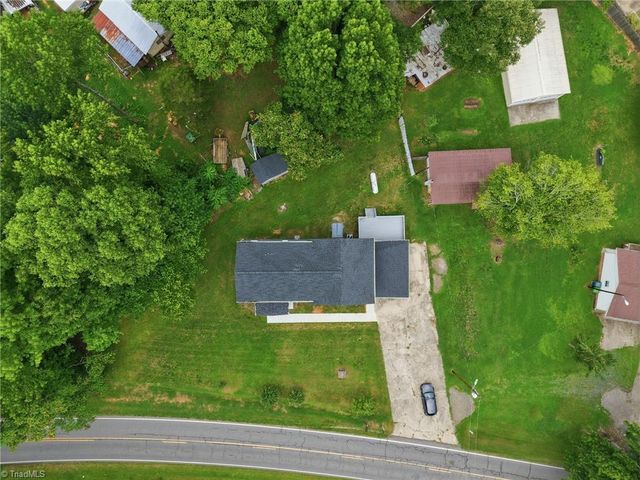 1224 Mizpah Church Road, Reidsville, NC 27320