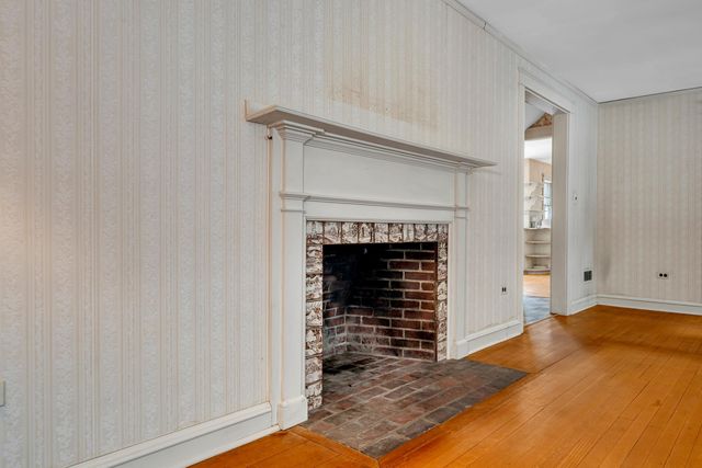 36 Woodman Road, Durham, NH 03824