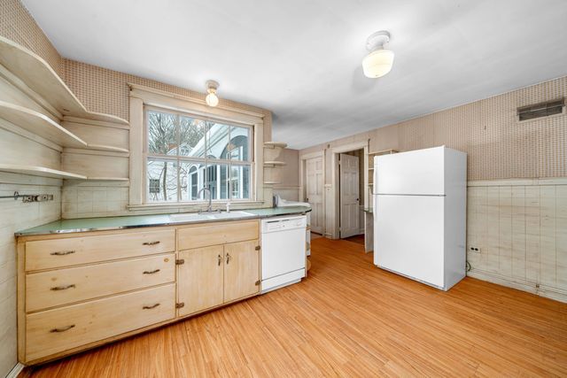 36 Woodman Road, Durham, NH 03824