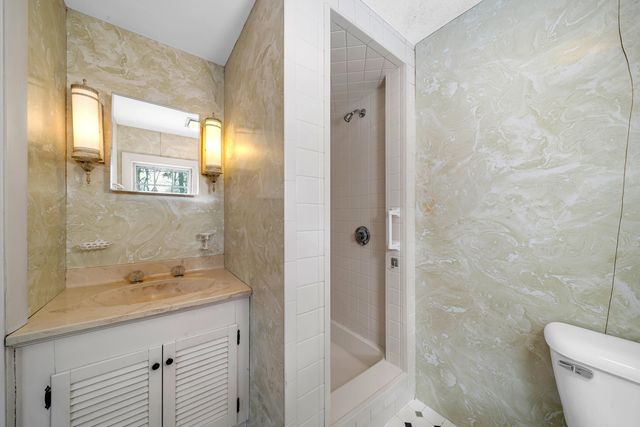 36 Woodman Road, Durham, NH 03824