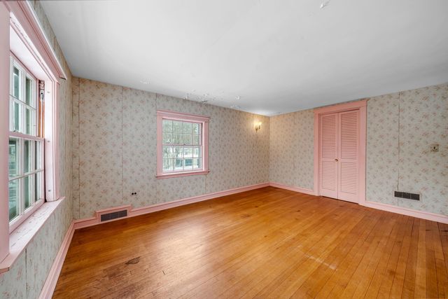 36 Woodman Road, Durham, NH 03824