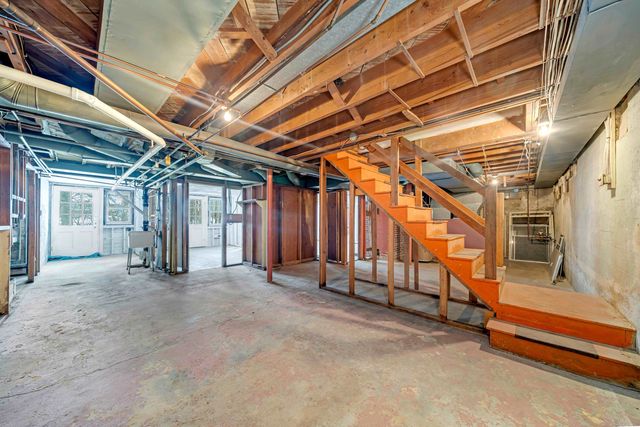 36 Woodman Road, Durham, NH 03824