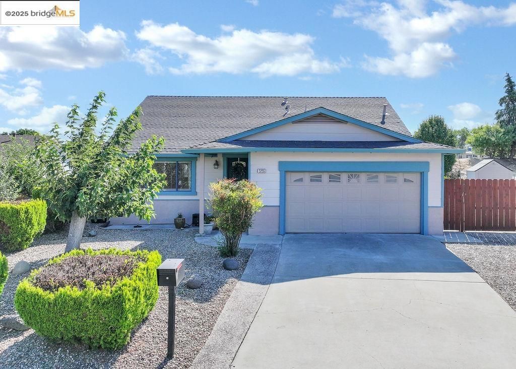 3255 G St, Antioch, CA 94509