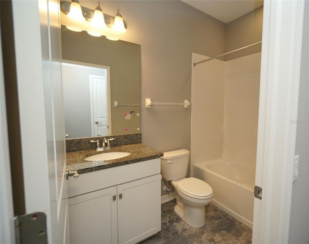 19460 BLOSSOM VINE LANE, Lutz, FL 33558