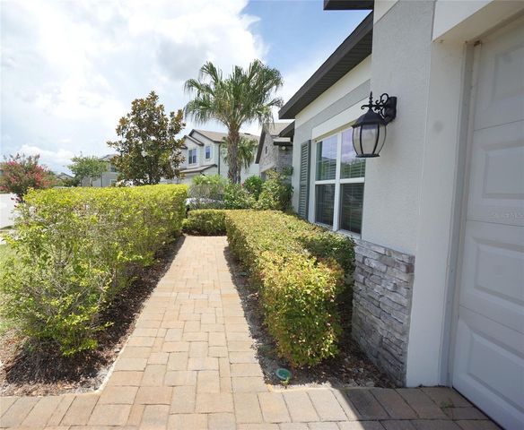 19460 BLOSSOM VINE LANE, Lutz, FL 33558