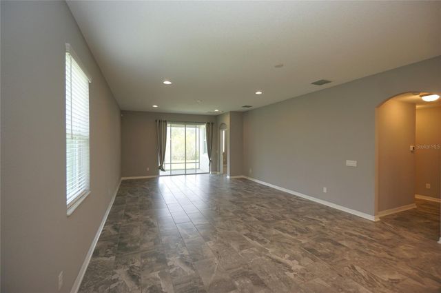 19460 BLOSSOM VINE LANE, Lutz, FL 33558