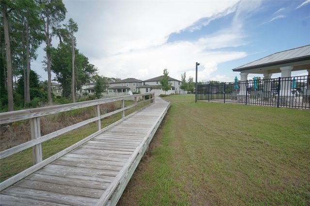 19460 BLOSSOM VINE LANE, Lutz, FL 33558
