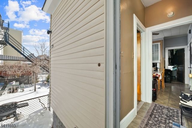 419 Hamilton St, Harrison Town, NJ 07029