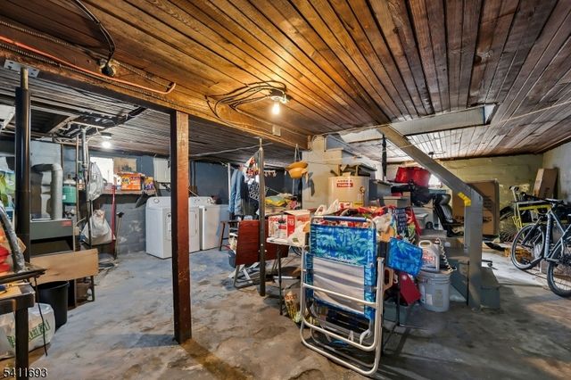 419 Hamilton St, Harrison Town, NJ 07029