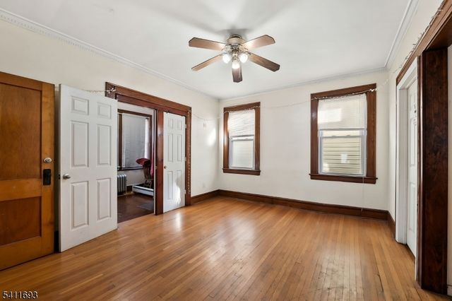 419 Hamilton St, Harrison Town, NJ 07029