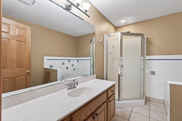 10779 53rd Avenue N, Plymouth, MN 55442
