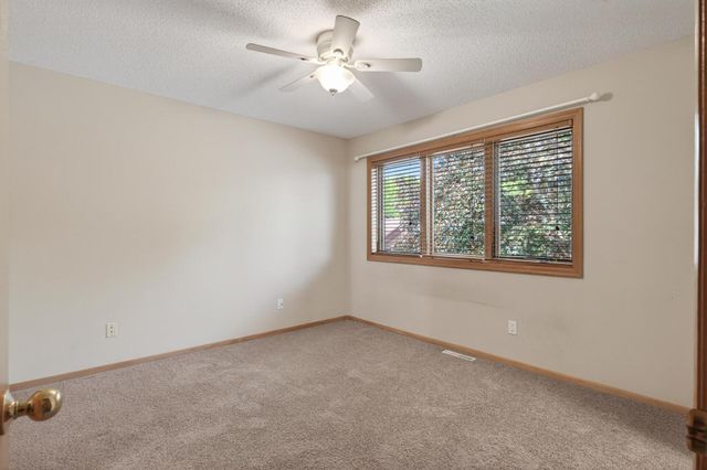 10779 53rd Avenue N, Plymouth, MN 55442