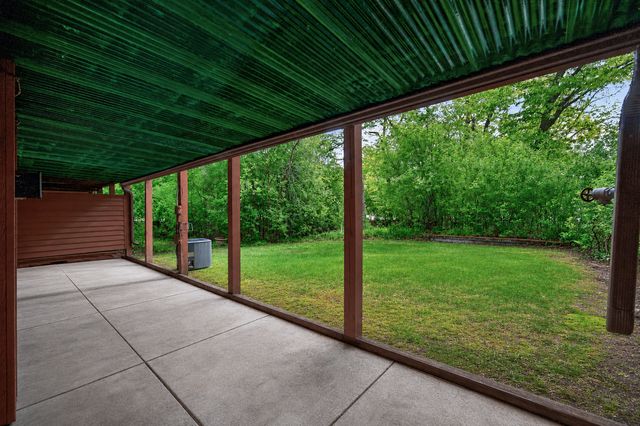 10779 53rd Avenue N, Plymouth, MN 55442