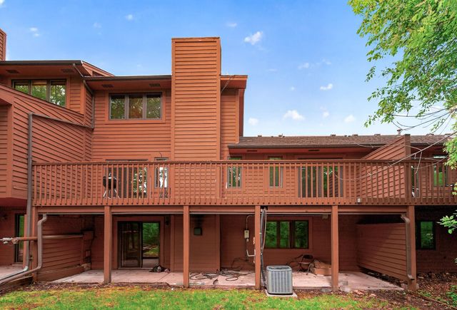 10779 53rd Avenue N, Plymouth, MN 55442