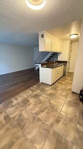 879 Wyman Way 2, San Jose, CA 95133